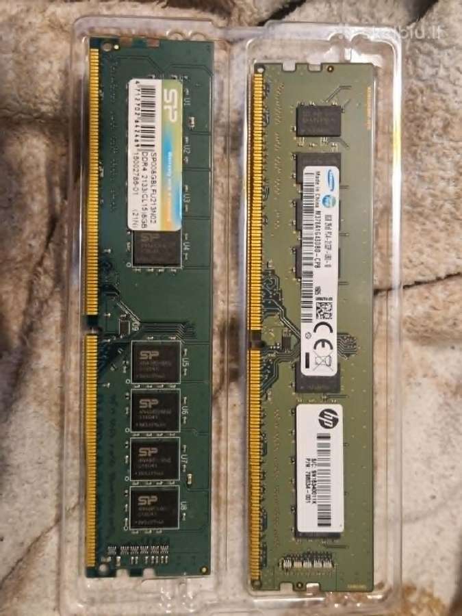 2x8 RAM stick
