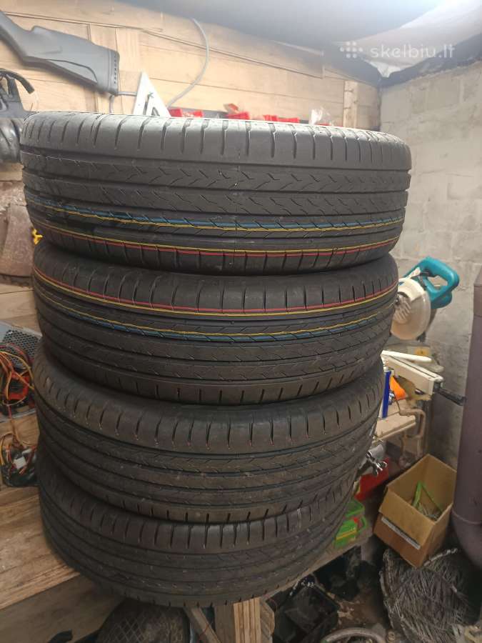 215 60 R18
