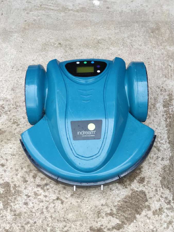 Vejos pjovimo robotas