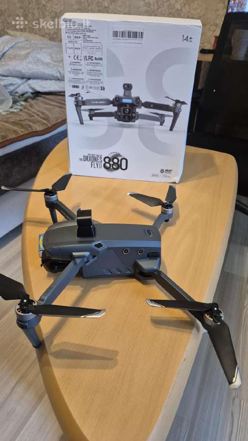 Įspūdingai atrodantis dronas su 3 ašių stabilizato - nuotraukos Nr. 13