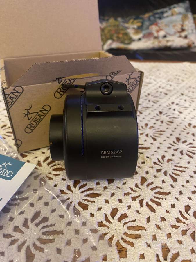 Rusan adapteris Arm52-62 optikos priedeliui