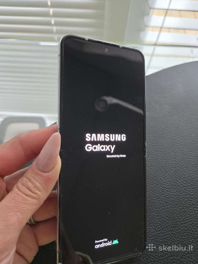Naudotas, puikios būklės Samsung Flip 5