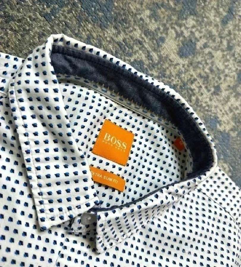 Vyriški balti marškinėliai su oranžiniu raštu, Hug - nuotraukos Nr. 4