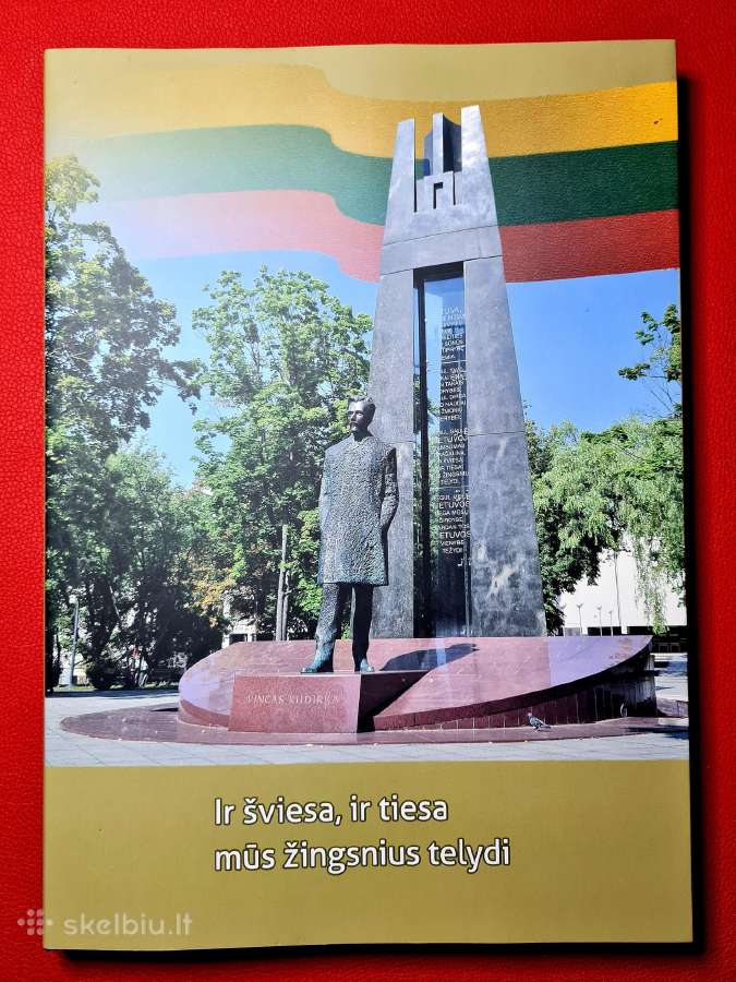 Knyga apie Vinco Kudirkos paminklą