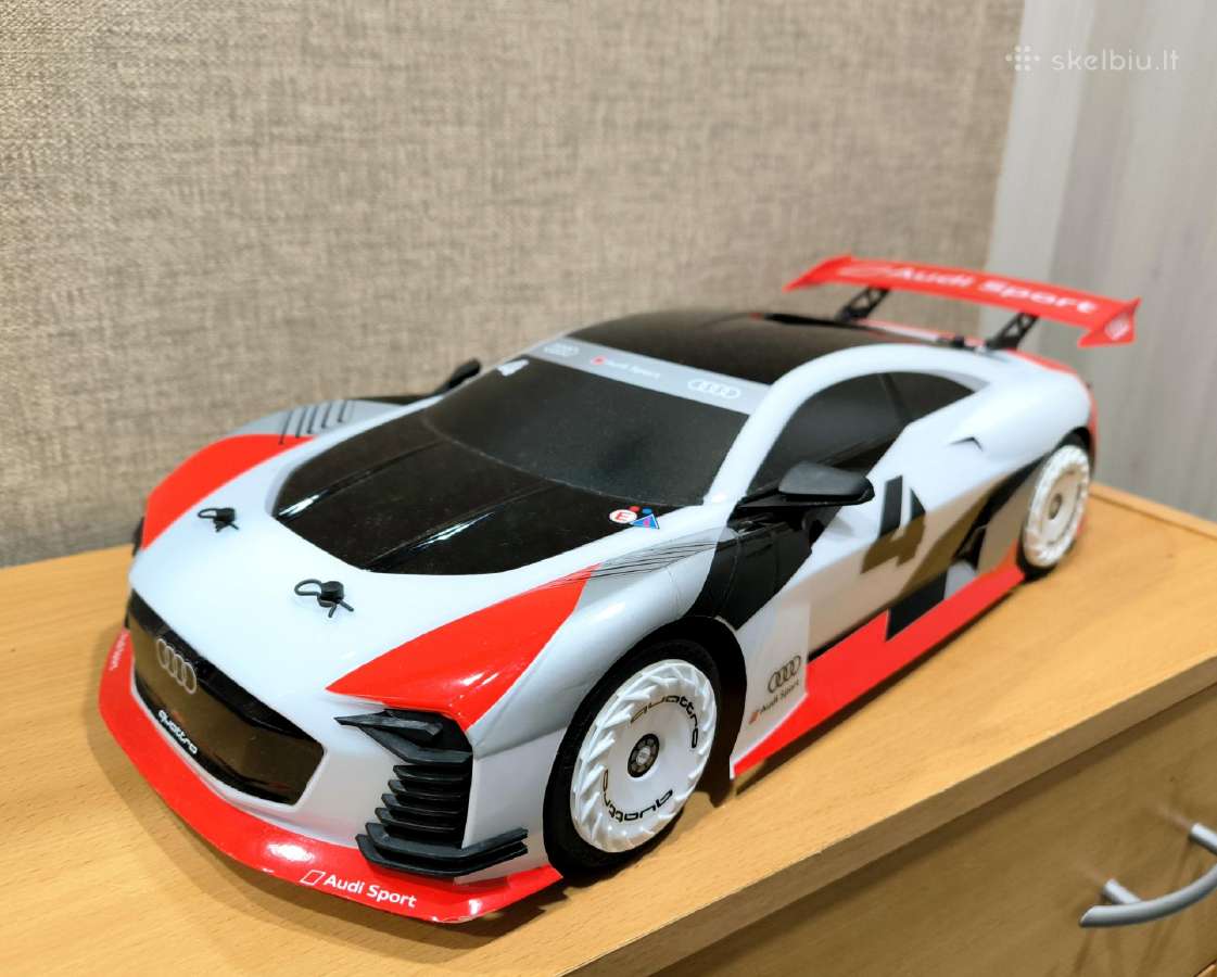 RC 1/10 on-road automodeliai - nuotraukos Nr. 10