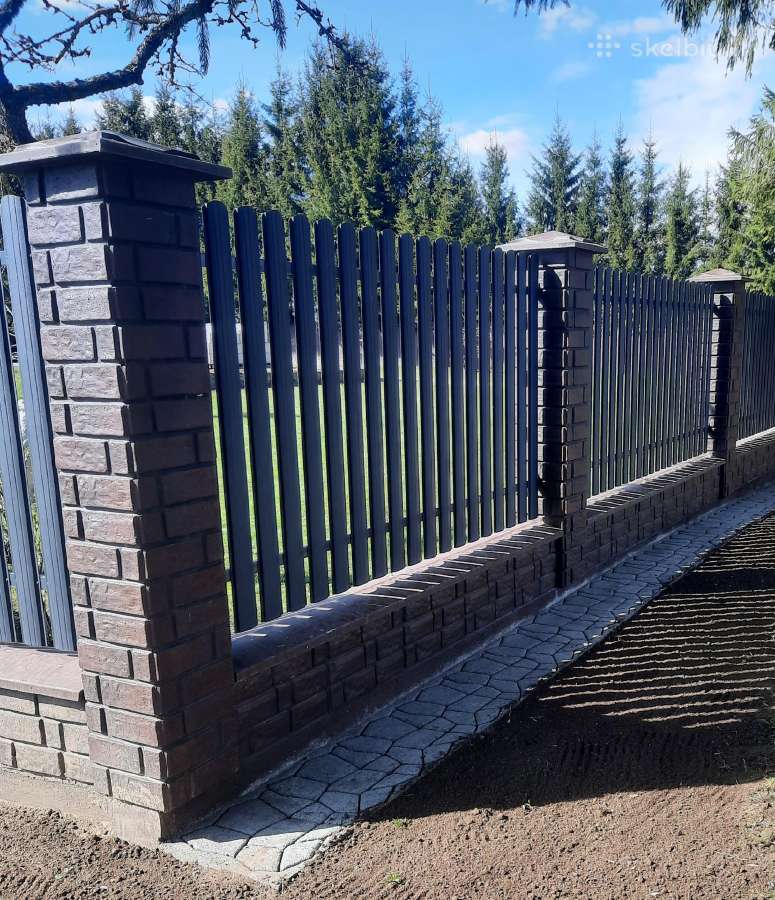 Betoniniai tvoros stulpų blokeliai. Termo vazonai