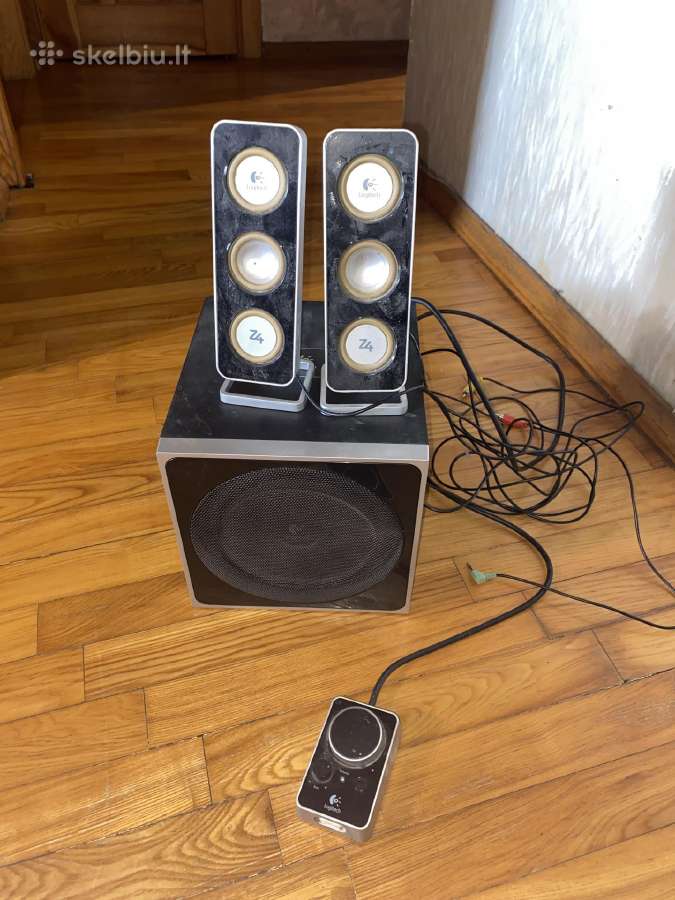 Logitech Z4 2.1 kolonėlės