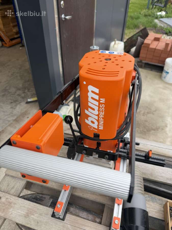 Blum Minipress M