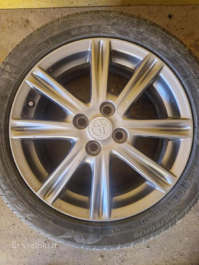 Toyota Yaris ratlankiai ir padangos 16r - nuotraukos Nr. 3