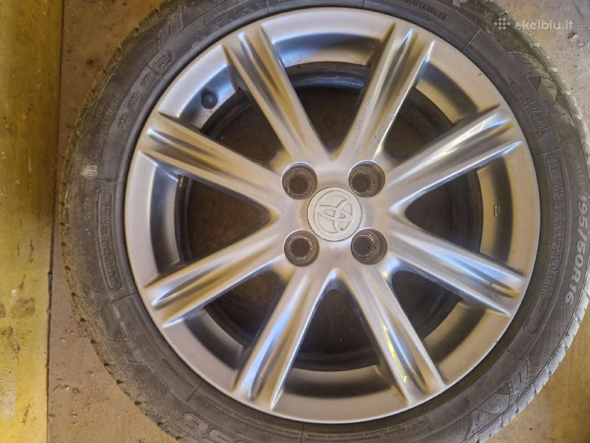Toyota Yaris ratlankiai ir padangos 16r - nuotraukos Nr. 5