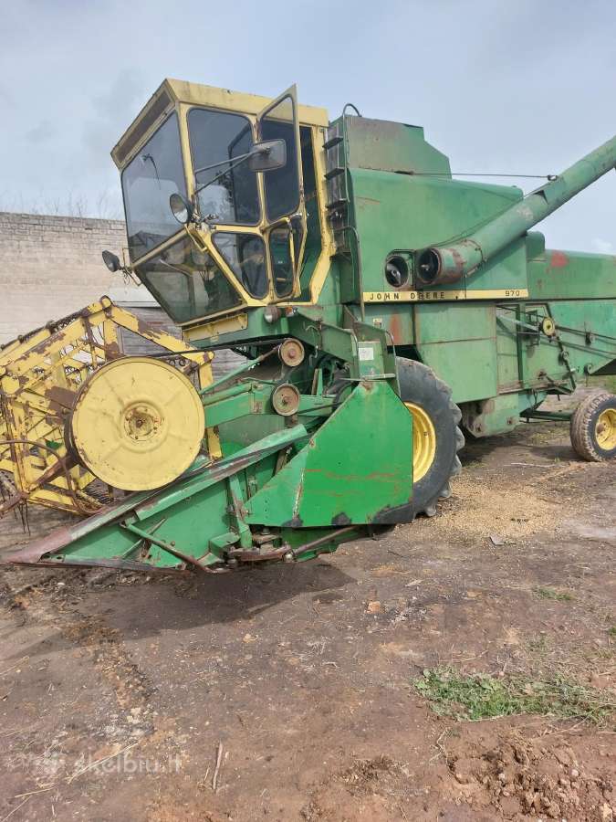 John deere -970 su siaudu smulkintuvu