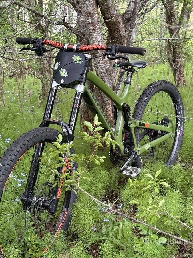 Downhill dviratis Propain Rage AL 2020