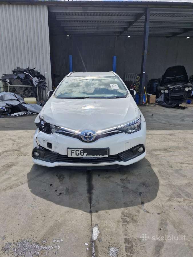 Toyota Auris E180 dalys
