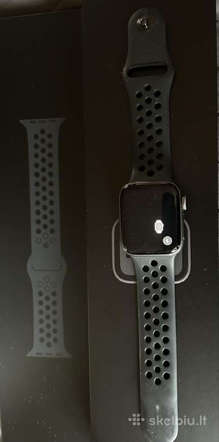 Apple watch series 4, nike+ black - nuotraukos Nr. 2