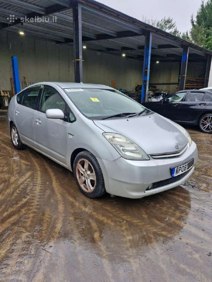 Prius II / III /v/+ automobiliai dalimis