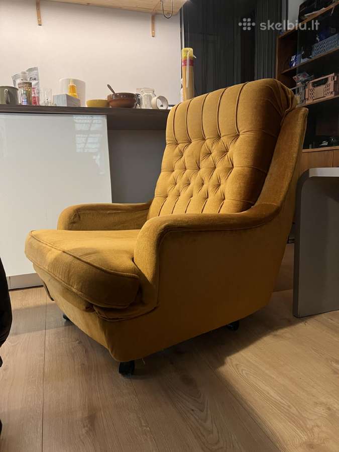 Mid century foteliai