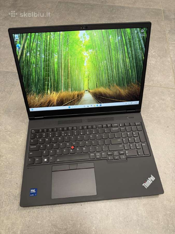 Lenovo Thinkpad P16v Gen2 Ultra 7 / 32gb / 1tb