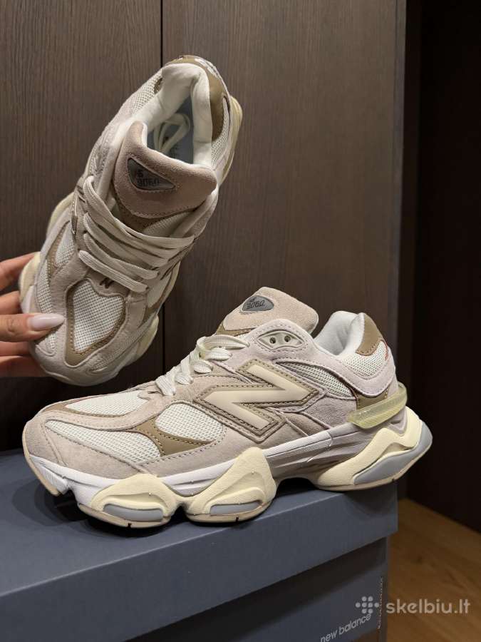 New Balance 9060