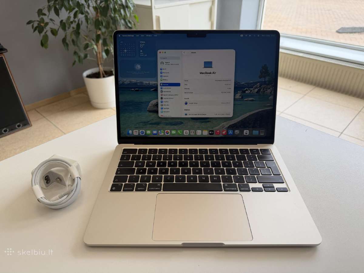 MacBook Air 13" 8gb / 256gb (A2681)
