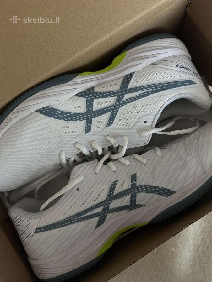 Asics kedai