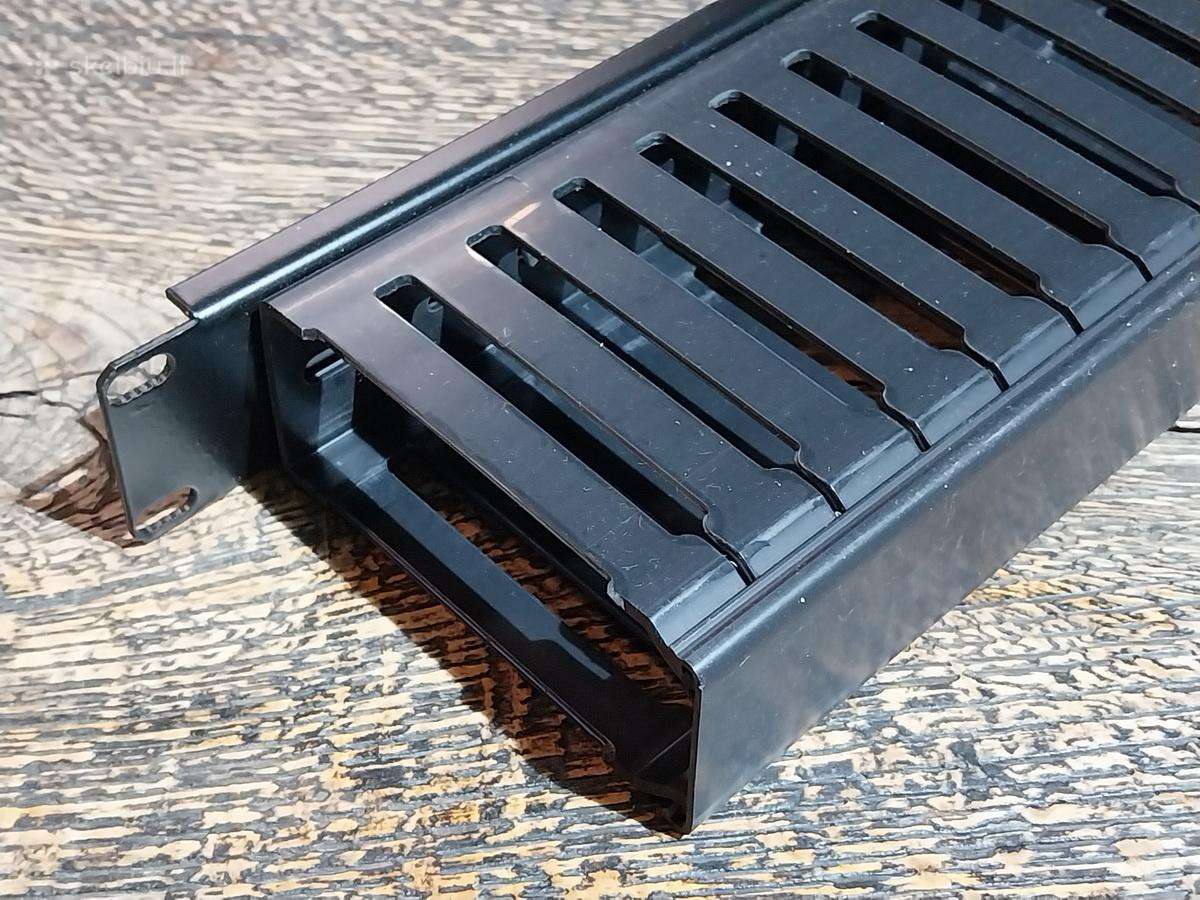 Kabelių organizatorius 19" rack - nuotraukos Nr. 3