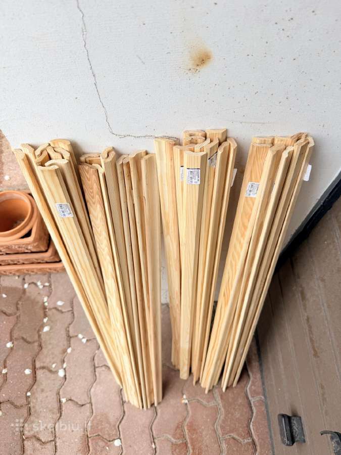 Klijuoto medžio vidinio kampo lentjuostė 1000x25x2