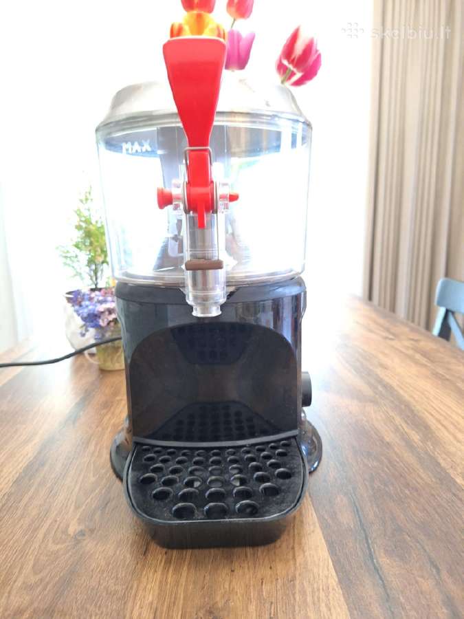 Ugolini karšto šokolado dispenseris