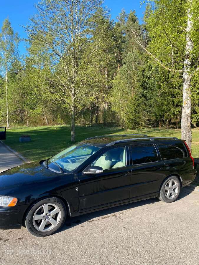Volvo v70