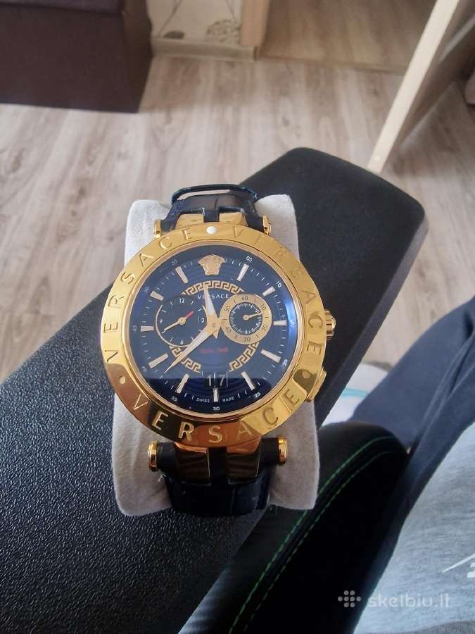 Versace v race dual time