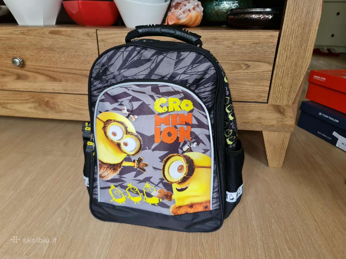 Parduodu vaikišką junior kuprinę Minion