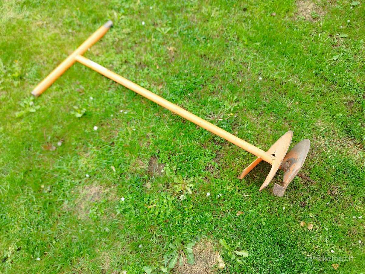 Metalinis 25 cm grąžtas skirtas žemei gręžti
