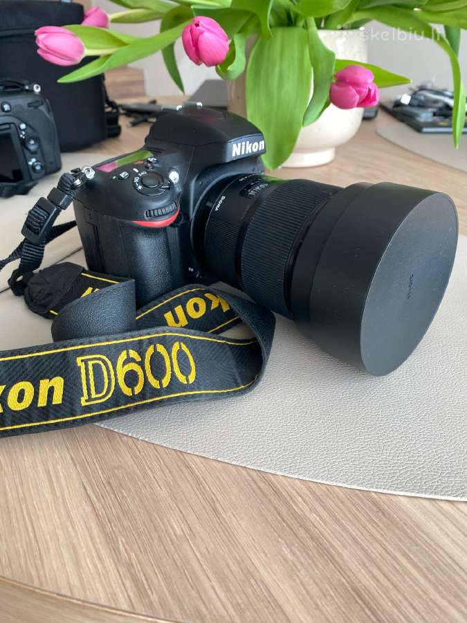Nikon d600
