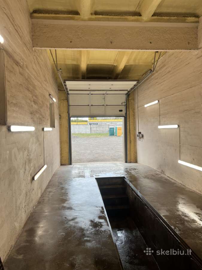 Garazas 50m2 su duobe