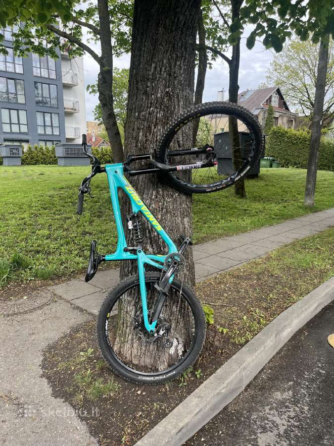 Santa cruz nomad