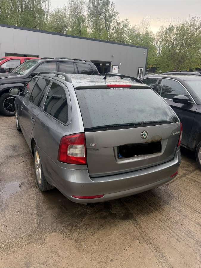 Skoda Octavia - nuotraukos Nr. 2