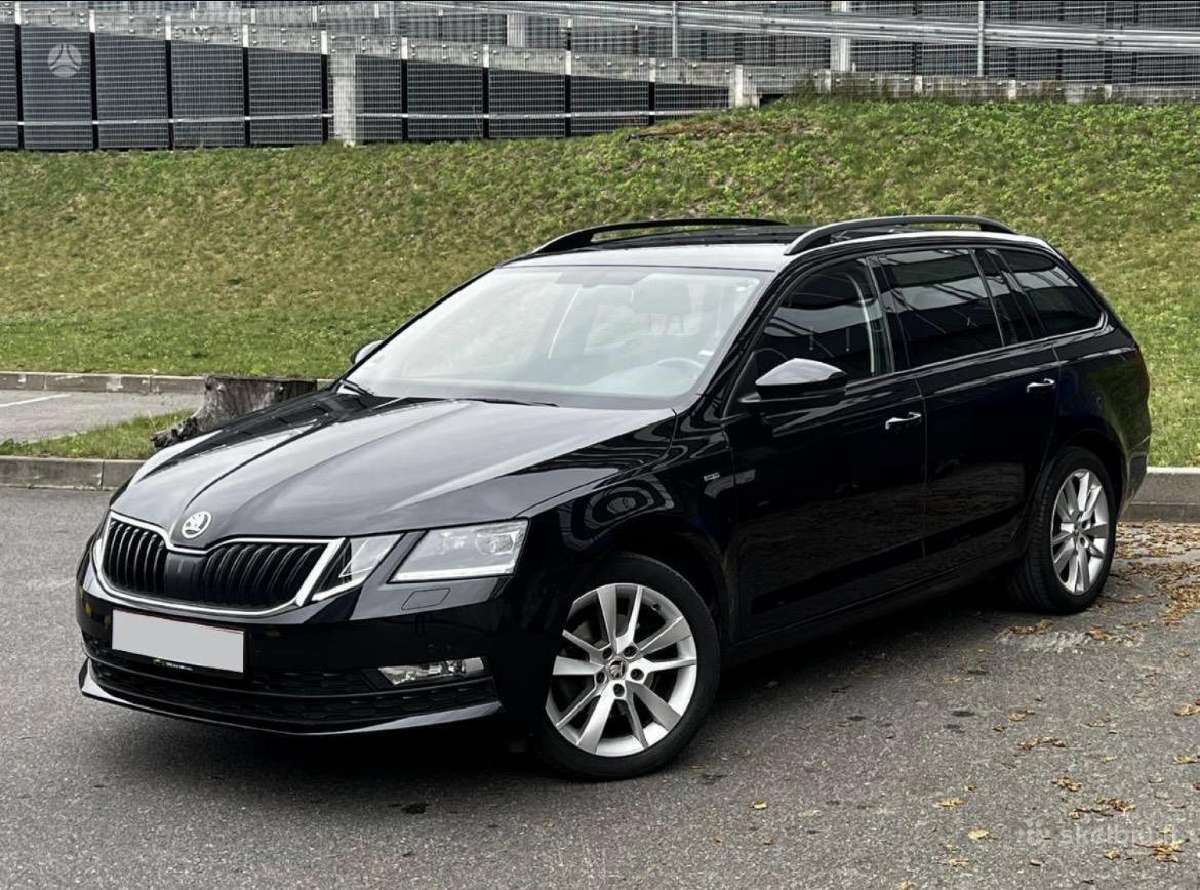 Nepriekaištingas stovis Skoda Octavia Universalas