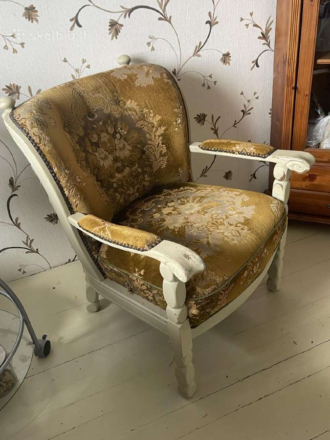 Trivietė sofa ir fotelis - nuotraukos Nr. 5