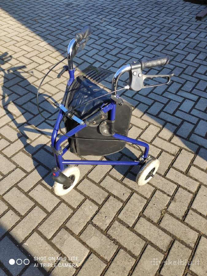 Vaikštynė senjorams su stabdžiais, sulankstoma