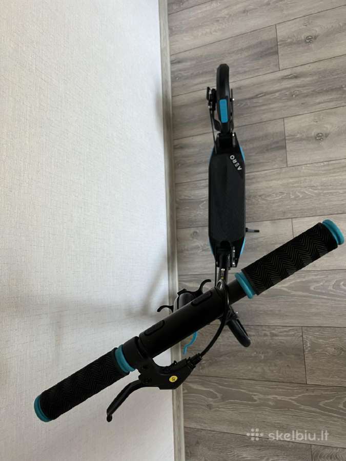 Paspirtukas suaugusiems Aero - nuotraukos Nr. 4