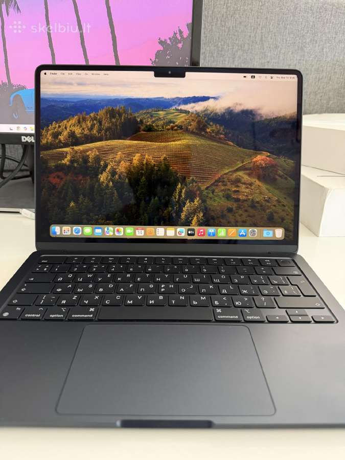 MacBook Air 13 M3 2024