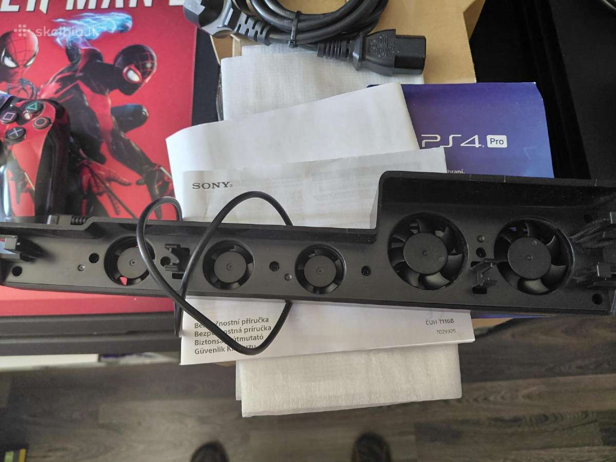 Ps4 pro isskirtine mazai naudota+ zaidimai - nuotraukos Nr. 3