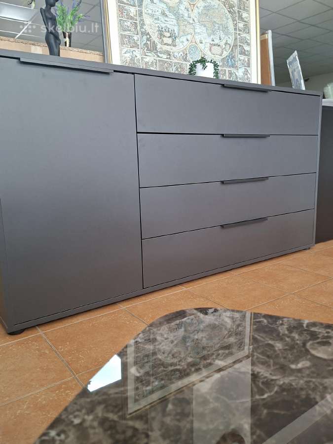 Komoda Max box