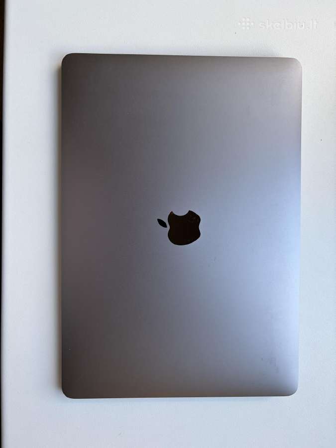 MacBook Air (K012)