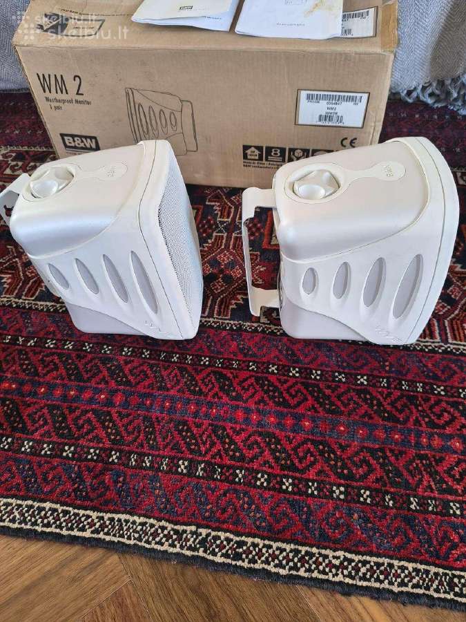Naujos Bowers & Wilkins wm2 Hi-fi lauko kolonėlės