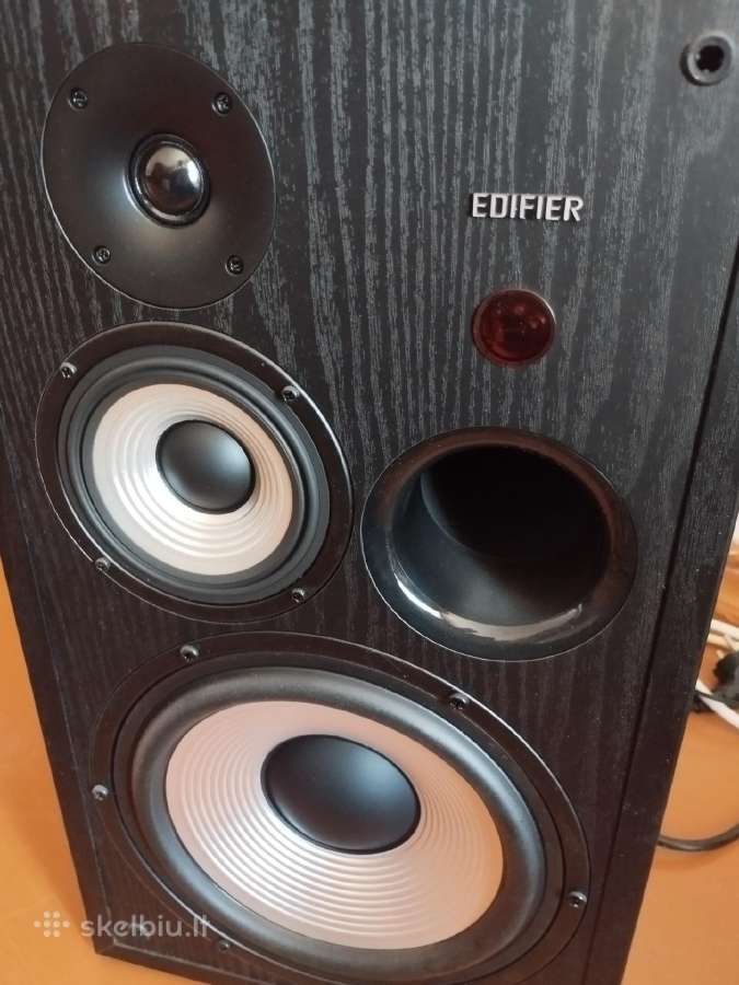 Kolonėlės Edifier R2850db