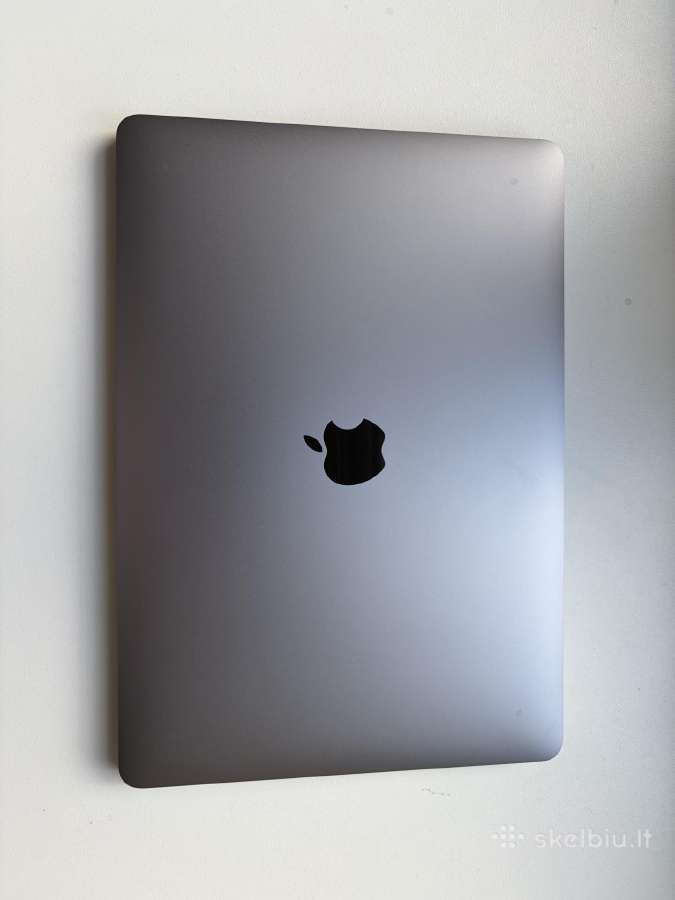 MacBook Pro (K020)