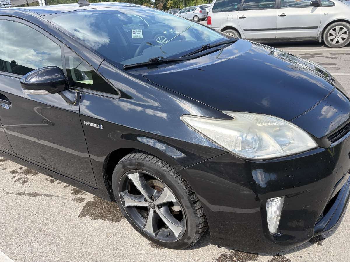 Toyota Prius 2012