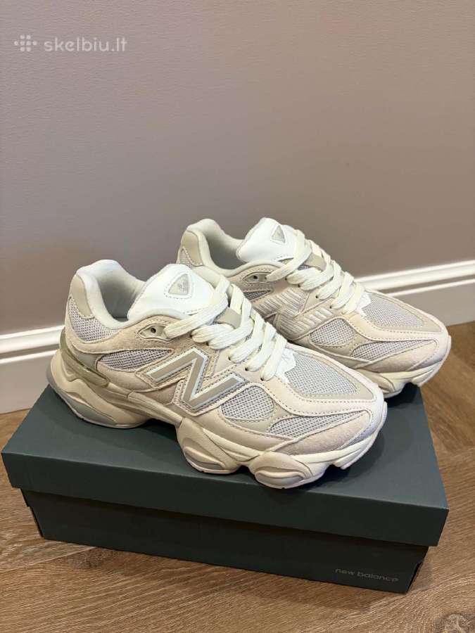 New Balance 9060