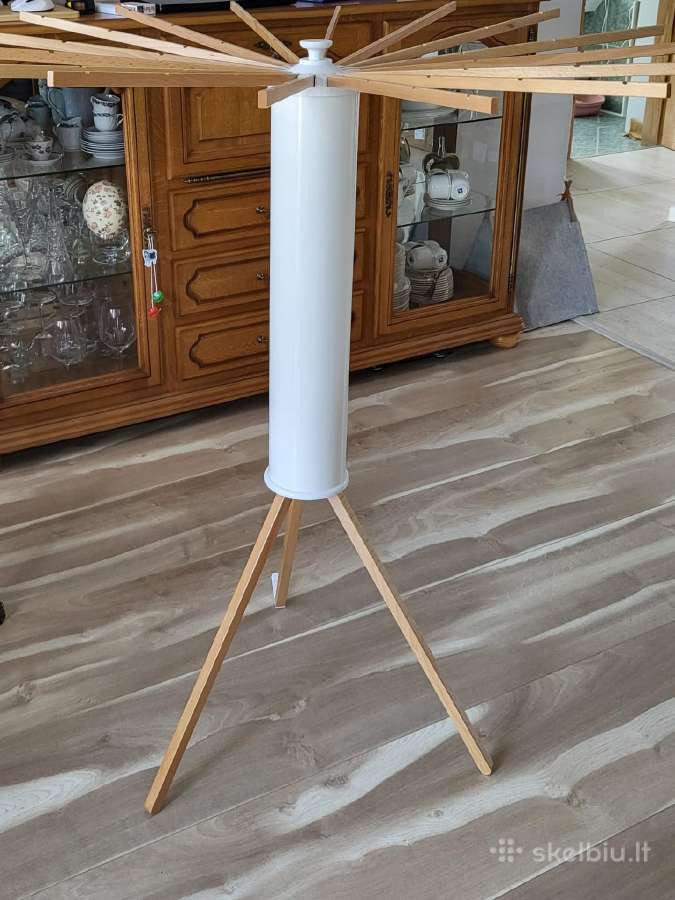 Unikalaus dizaino skalbinių džiovyklė