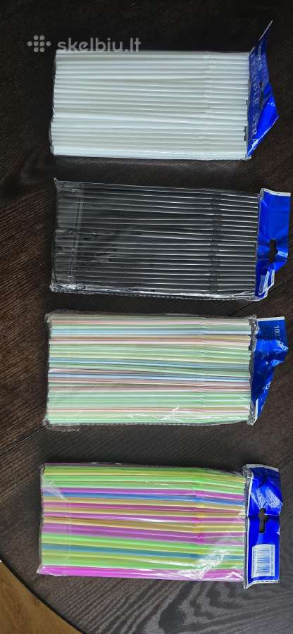Plastikiniai šiaudeliai